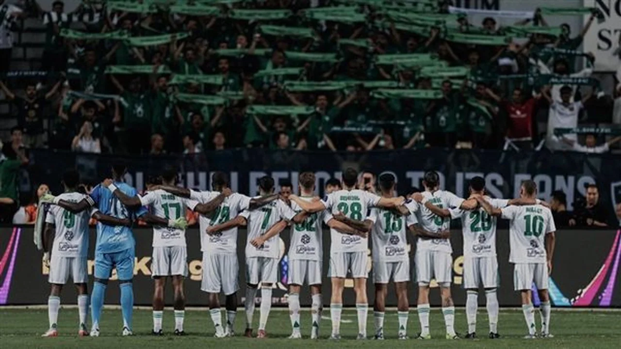 ترقب في الدوري السعودي لموعد مباراة أهلي جدة والرياض وتشكيل الفريقين المتوقع